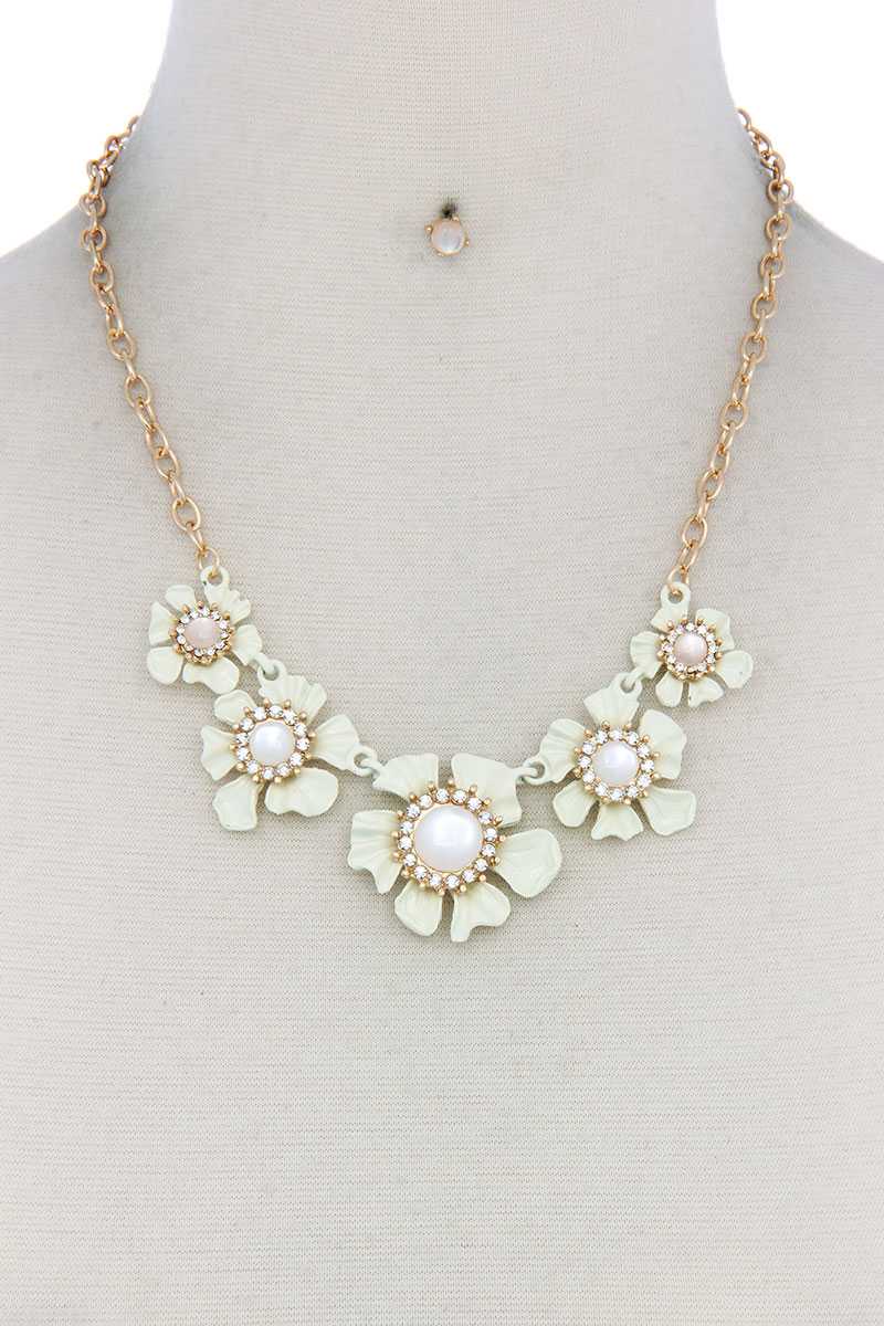 Chunky Flower Fashion Bead Necklace