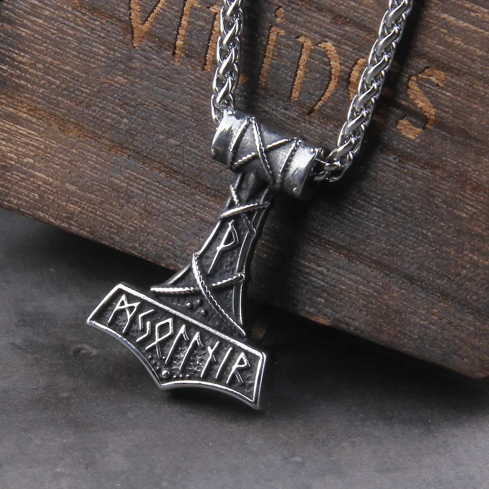 Men’s Stainless Steel Thor’s Hammer Valknut Pendant Necklace with Wooden Gift Box